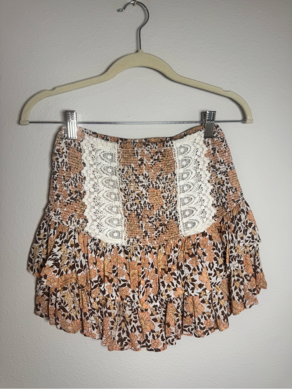 Vintage Havana Boho Tiered Ruffle Smocked Mini Skirt | Brown Floral | Size S
